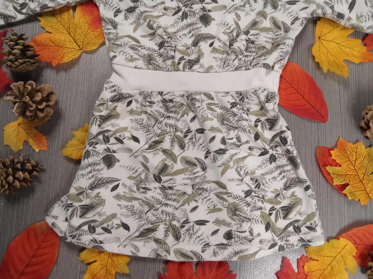 Pretty Long-sleeved Dress Creeks 4 years – photo 7